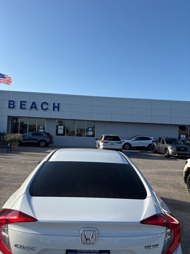 2020 Honda Civic Sedan LX CVT - 23008830 - 4