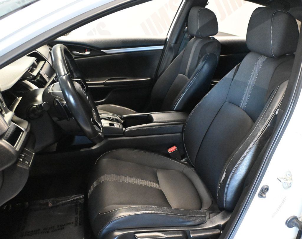 Honda Civic photo 10