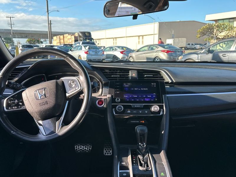 2020 Honda Civic Sedan Sport CVT - 22977630 - 12
