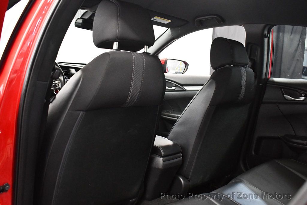 2020 Honda Civic Sport photo 21