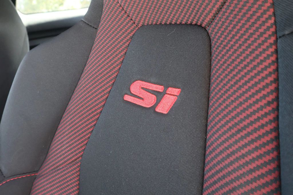 2020 Honda Civic Si Coupe 1 OWNER VEHICLE, MANUAL TRANS, TWO TONE SEATS, BLUETOOTH & MORE! - 22906722 - 12