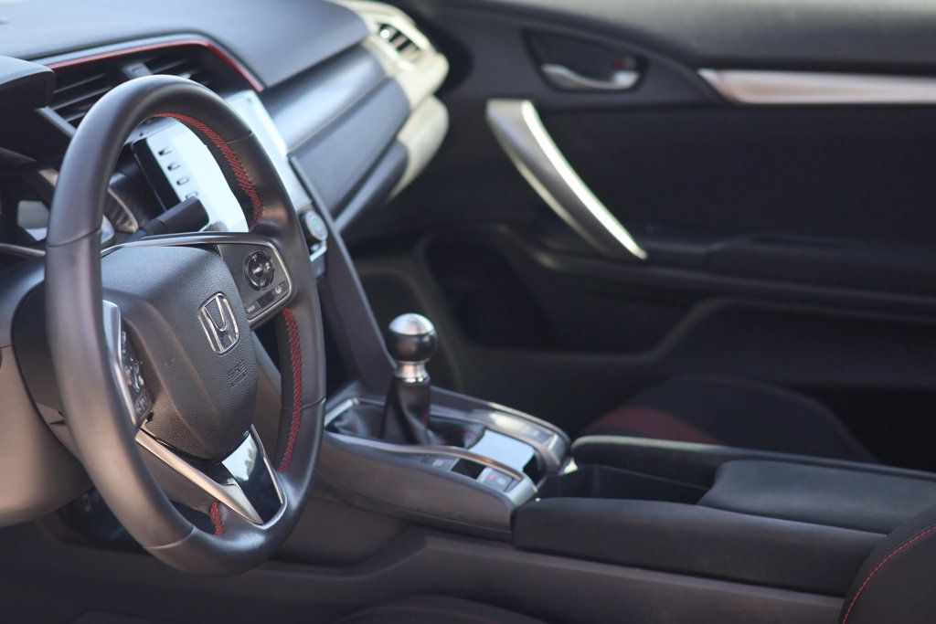 2020 Honda Civic Si Coupe 1 OWNER VEHICLE, MANUAL TRANS, TWO TONE SEATS, BLUETOOTH & MORE! - 22906722 - 8