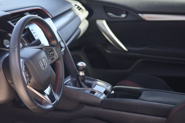 2020 Honda Civic Si Coupe 1 OWNER VEHICLE, MANUAL TRANS, TWO TONE SEATS, BLUETOOTH & MORE! - 22906722 - 8
