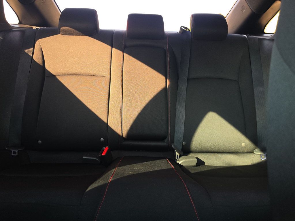 Honda Civic Si photo 13