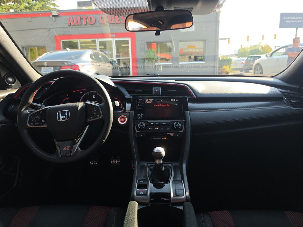 Honda Civic Si photo 28