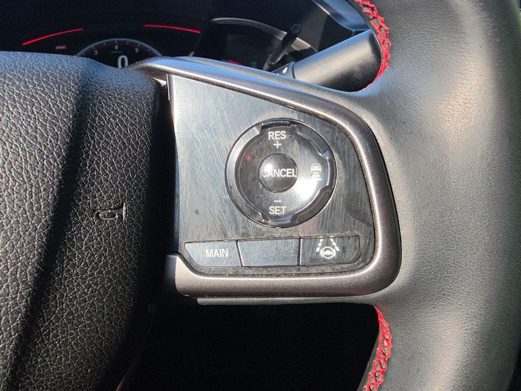 Honda Civic Si photo 32