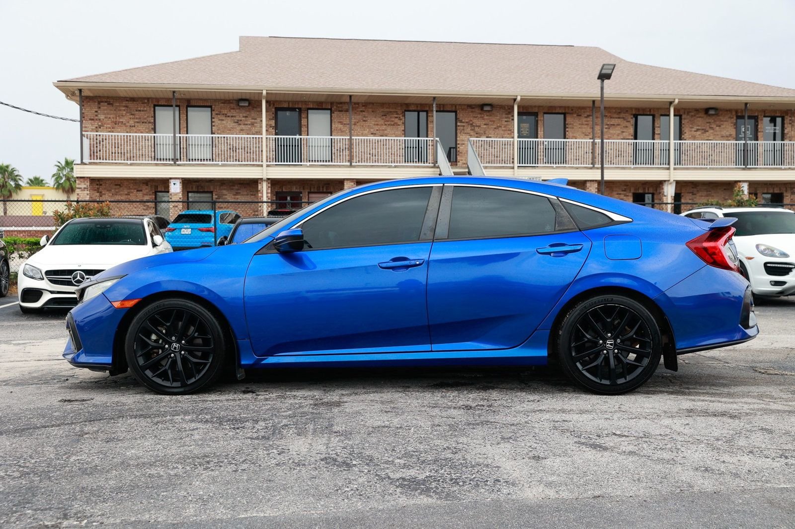2020 Honda Civic Si photo 2