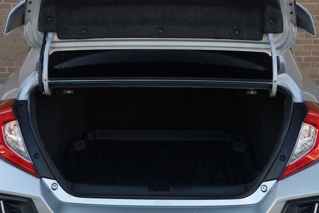 Honda Civic Si photo 13
