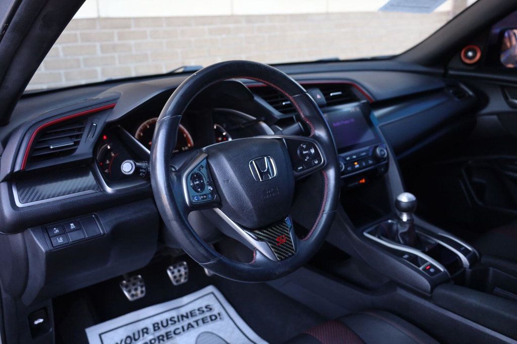 Honda Civic Si photo 16