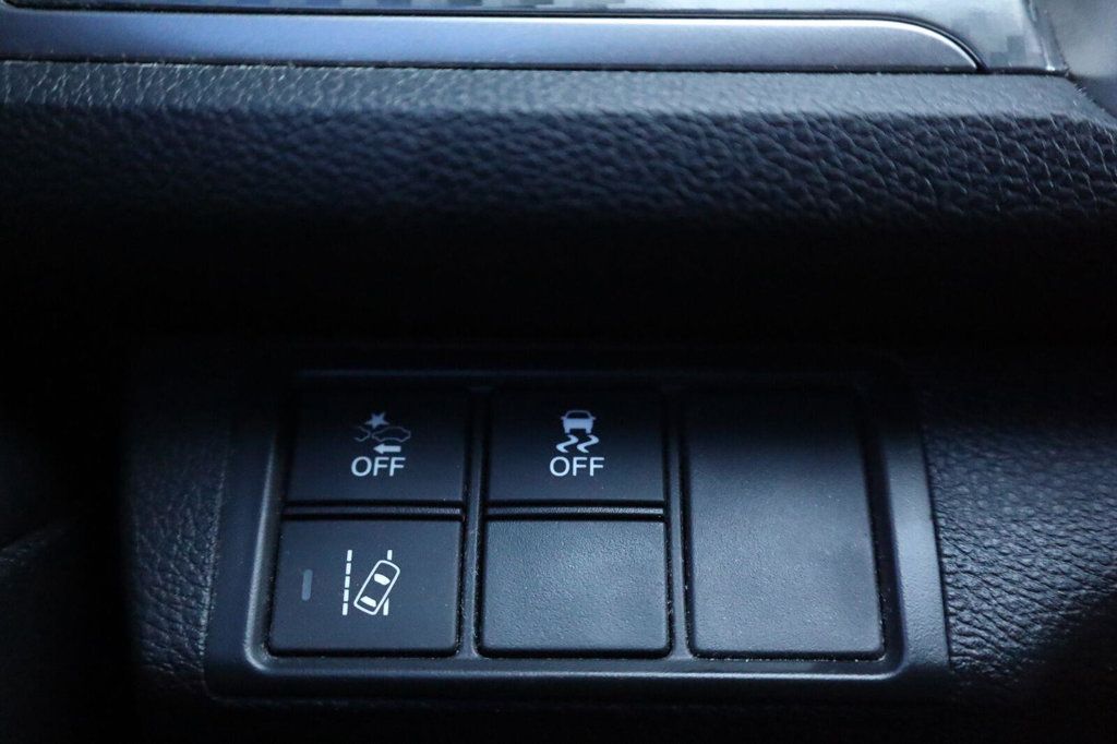 Honda Civic Si photo 35