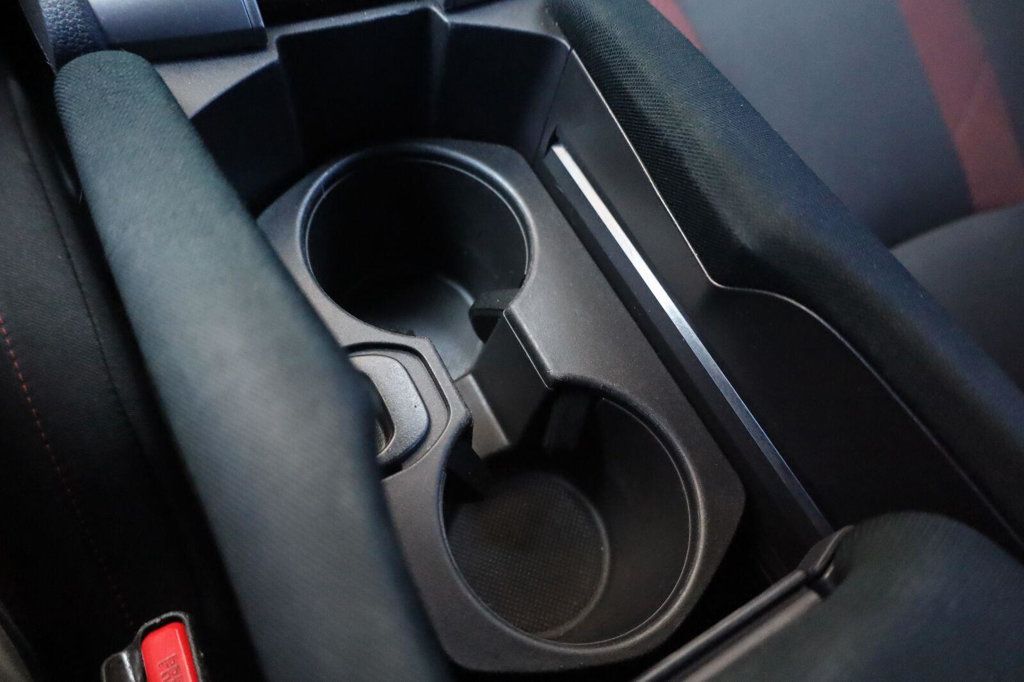 Honda Civic Si photo 48