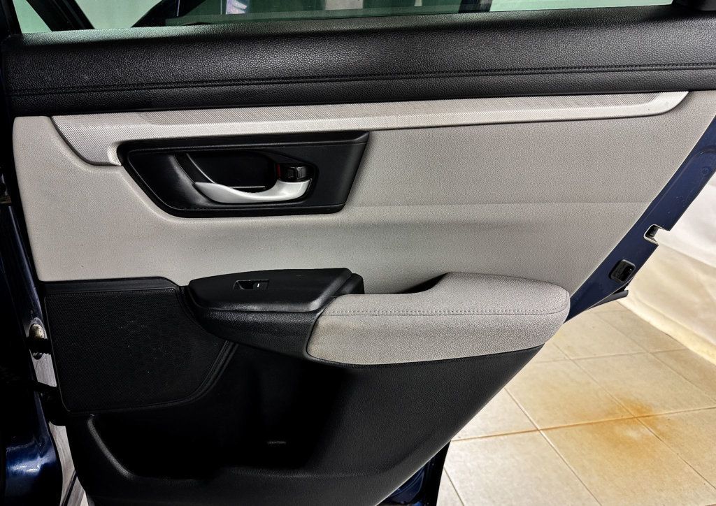 2020 Honda CR-V LX AWD - 22931695 - 15