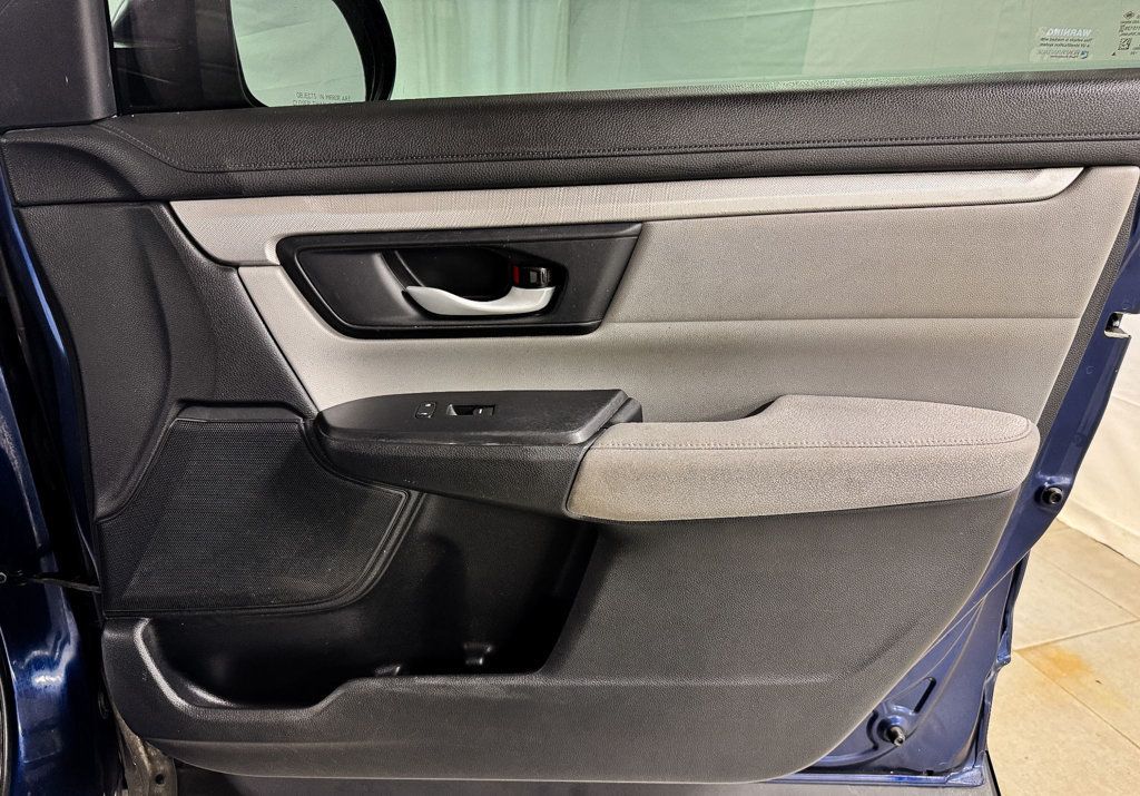 2020 Honda CR-V LX AWD - 22931695 - 16