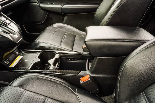 2020 Honda CR-V Touring 2WD - 23040664 - 19