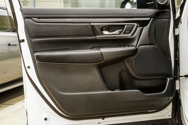 2020 Honda CR-V Touring 2WD - 23040664 - 31