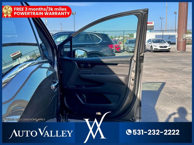2020 Honda Odyssey Elite Minivan 4D - 22939083 - 16
