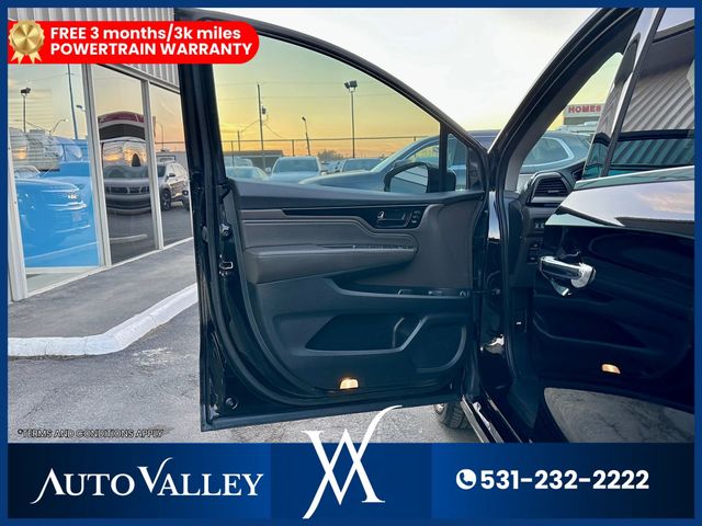 2020 Honda Odyssey Elite Minivan 4D - 22946932 - 11