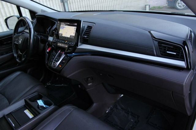 2020 Honda Odyssey ELITE W/ R.E.S. DVD, NAVIGATION, LEATHER, MOONROOF - 23074606 - 9