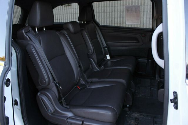 2020 Honda Odyssey ELITE W/ R.E.S. DVD, NAVIGATION, LEATHER, MOONROOF - 23074606 - 12