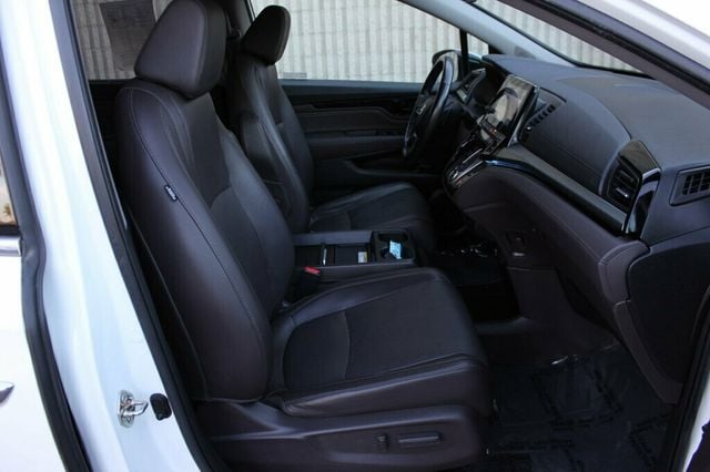 2020 Honda Odyssey ELITE W/ R.E.S. DVD, NAVIGATION, LEATHER, MOONROOF - 23074606 - 6
