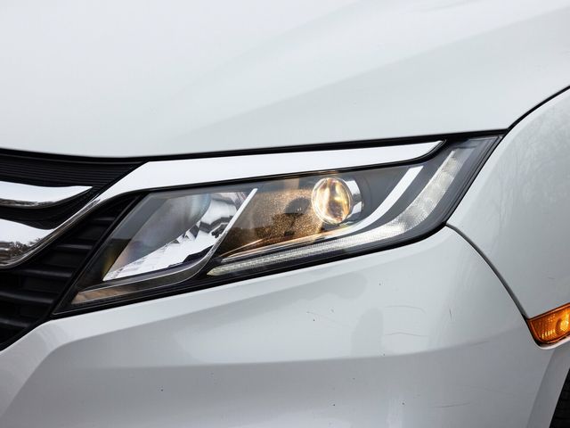 2020 Honda Odyssey EX-L, 1-Owner, Platinum White Pearl, Beige Leather  - 22956044 - 17