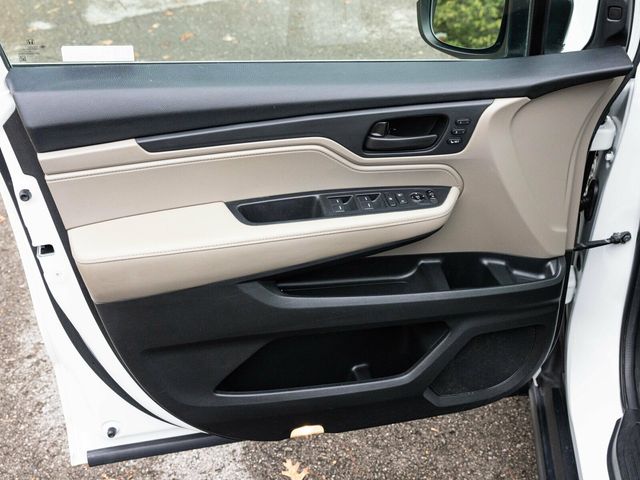 2020 Honda Odyssey EX-L, 1-Owner, Platinum White Pearl, Beige Leather  - 22956044 - 21