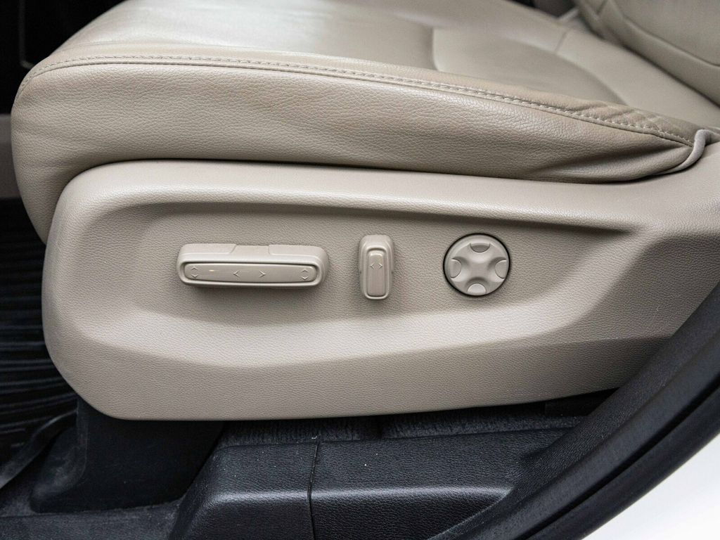 2020 Honda Odyssey EX-L, 1-Owner, Platinum White Pearl, Beige Leather  - 22956044 - 27