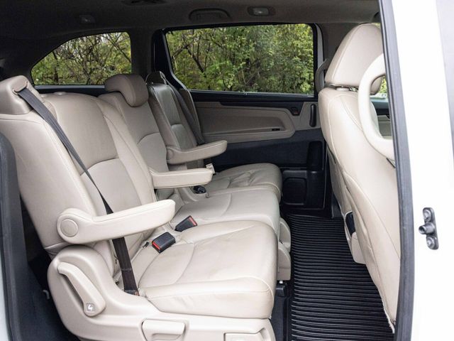 2020 Honda Odyssey EX-L, 1-Owner, Platinum White Pearl, Beige Leather  - 22956044 - 57