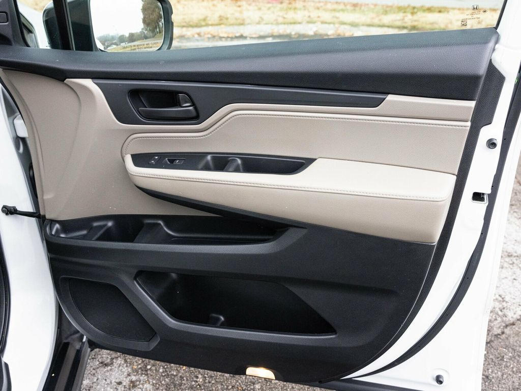 2020 Honda Odyssey EX-L, 1-Owner, Platinum White Pearl, Beige Leather  - 22956044 - 58