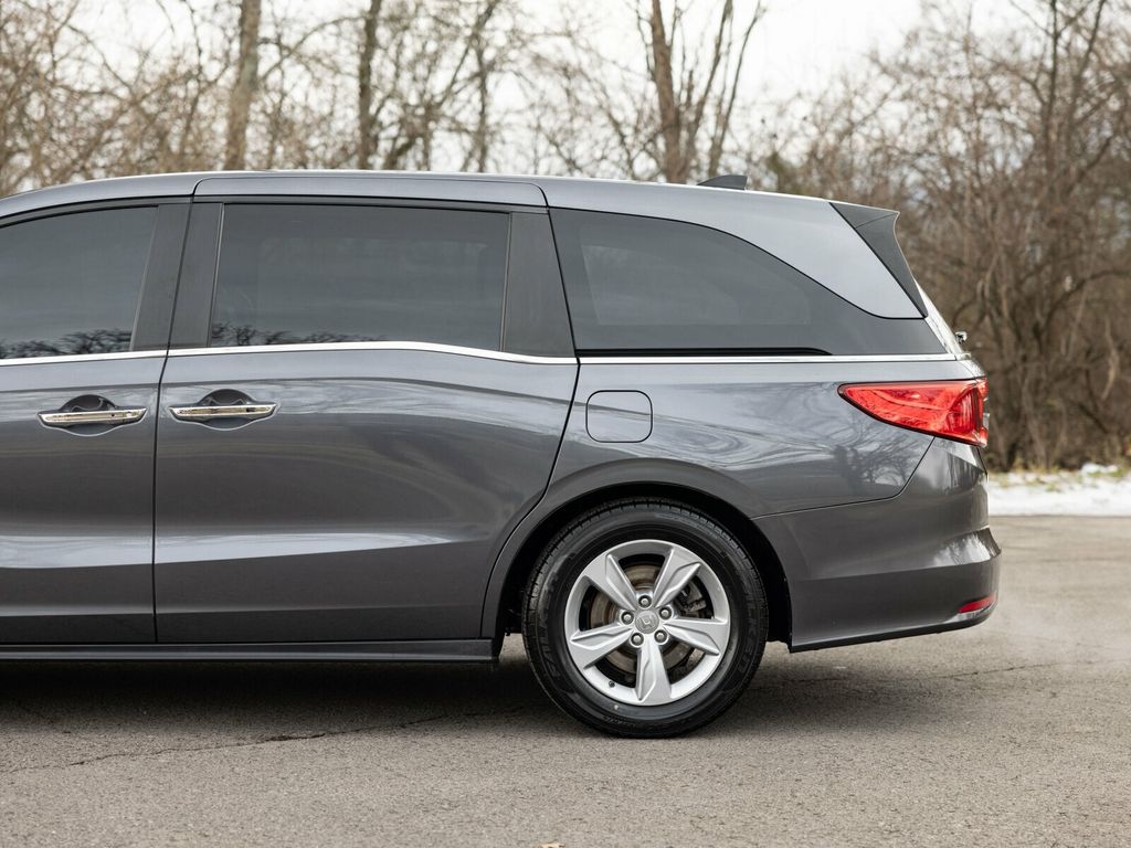 2020 Honda Odyssey EX-L, Modern Steel Metallic, Gray Leather, Third Row - 22980459 - 4