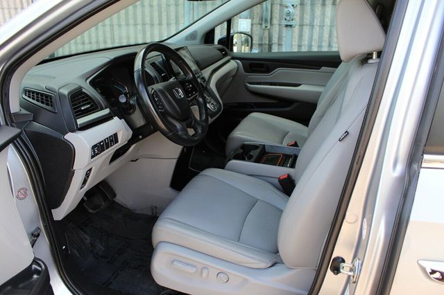 2020 Honda Odyssey EXL W/ MOONROOF, LEATHER W/ NEW BRAKE SERVICE,NEW TIRES - 23012593 - 23