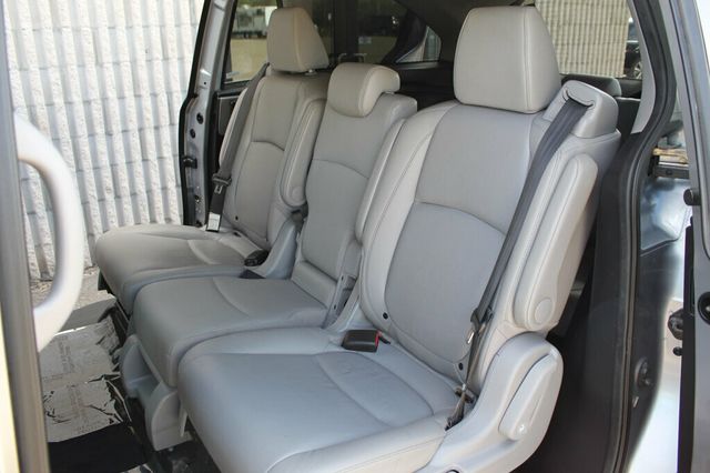 2020 Honda Odyssey EXL W/ MOONROOF, LEATHER W/ NEW BRAKE SERVICE,NEW TIRES - 23012593 - 27