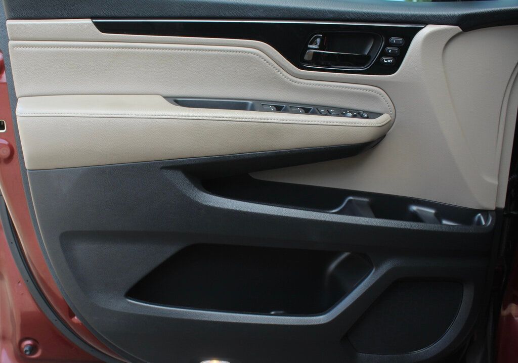 2020 Honda Odyssey Elite photo 21