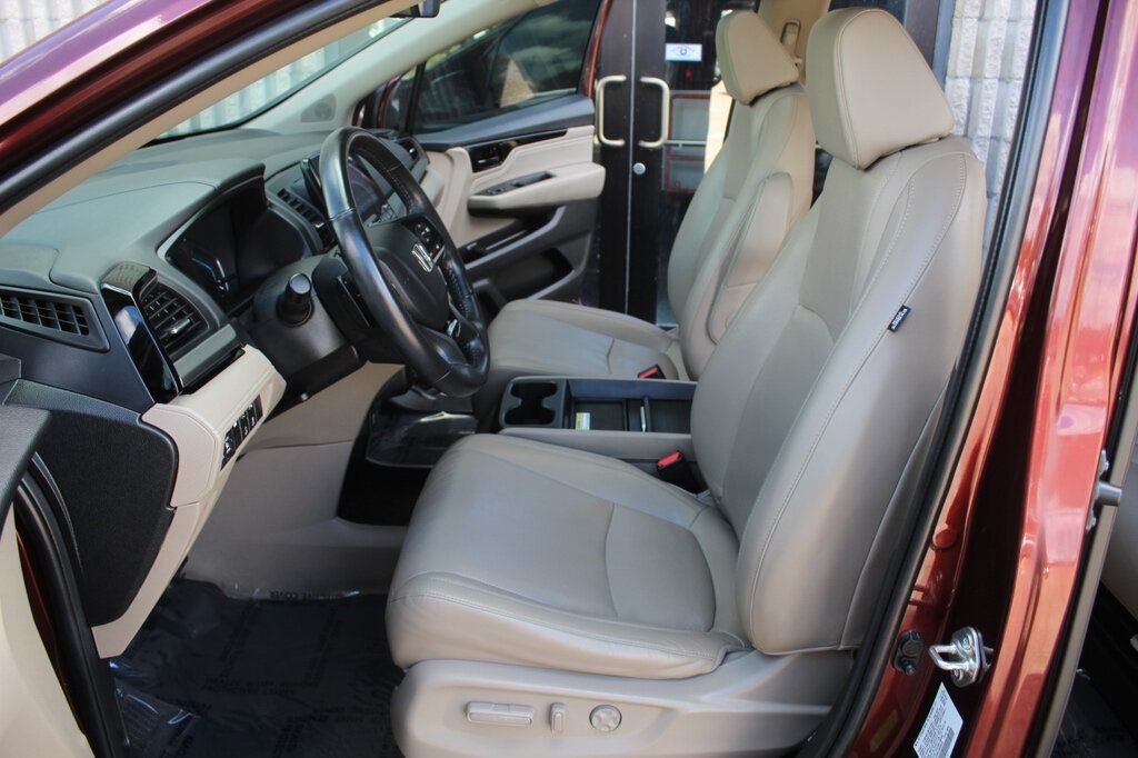 2020 Honda Odyssey Elite photo 24