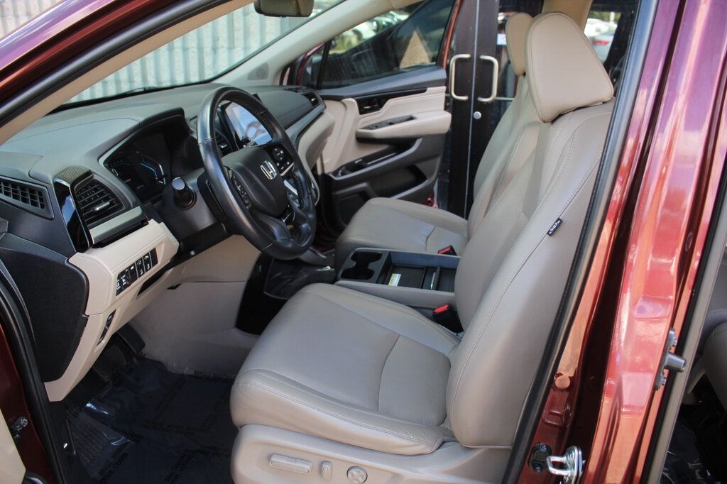 2020 Honda Odyssey Elite photo 25