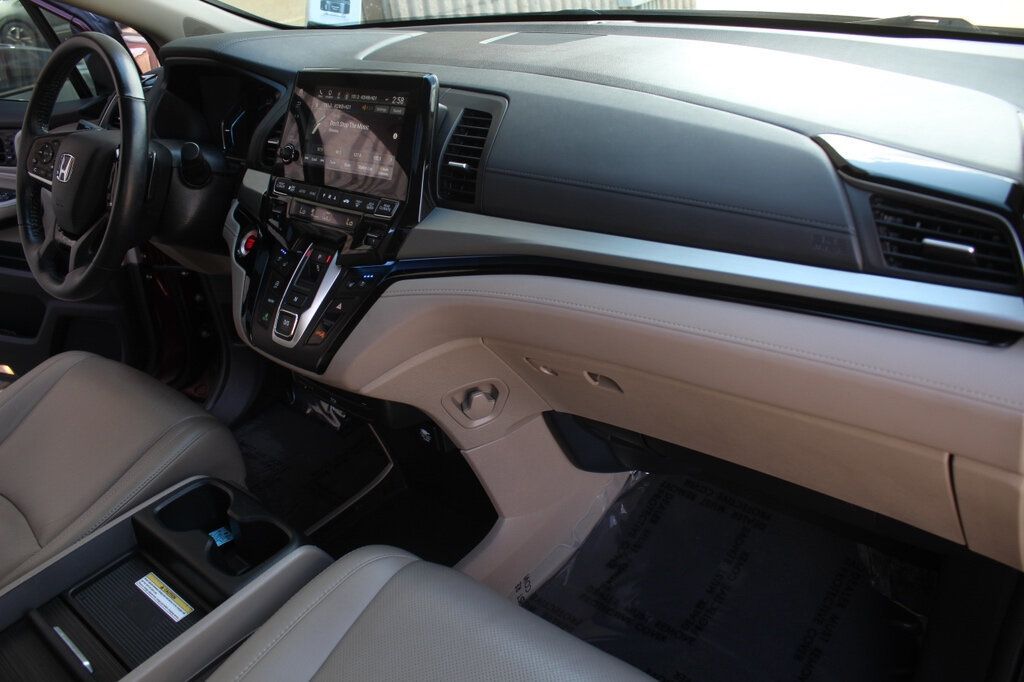 2020 Honda Odyssey Elite photo 9