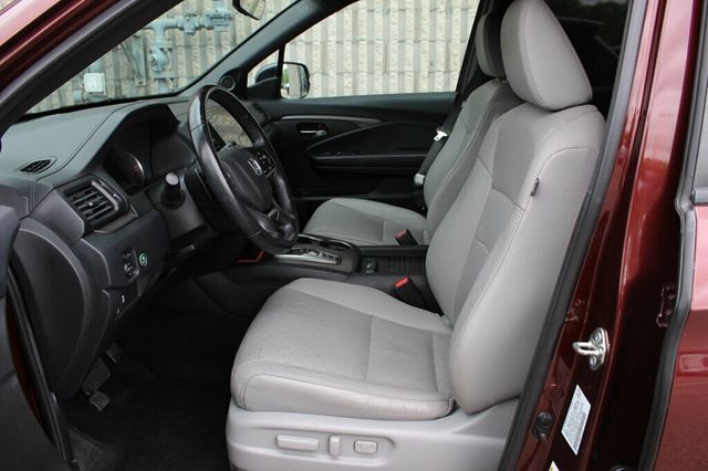 2020 Honda Passport AWD EXL W/ MOONROOF, LEATHER NEW TIRE AND BRAKE SERVICE - 23017830 - 21