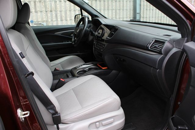 2020 Honda Passport AWD EXL W/ MOONROOF, LEATHER NEW TIRE AND BRAKE SERVICE - 23017830 - 7