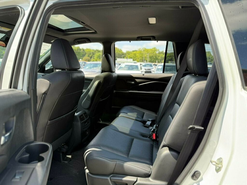 2020 Honda Passport Elite AWD - 22888655 - 11