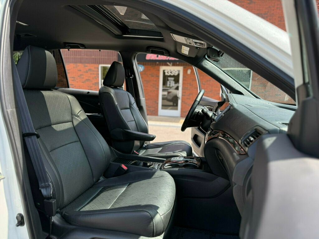 2020 Honda Passport Elite AWD - 22888655 - 18