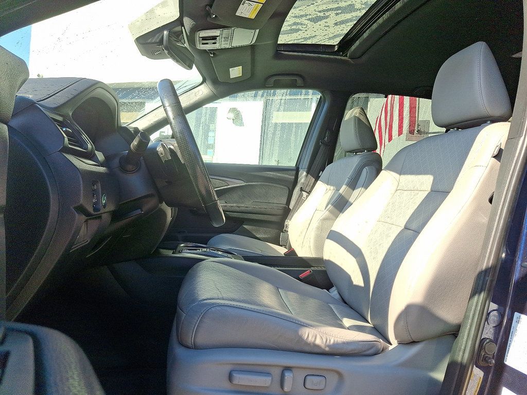 2020 Honda Passport EX-L photo 13