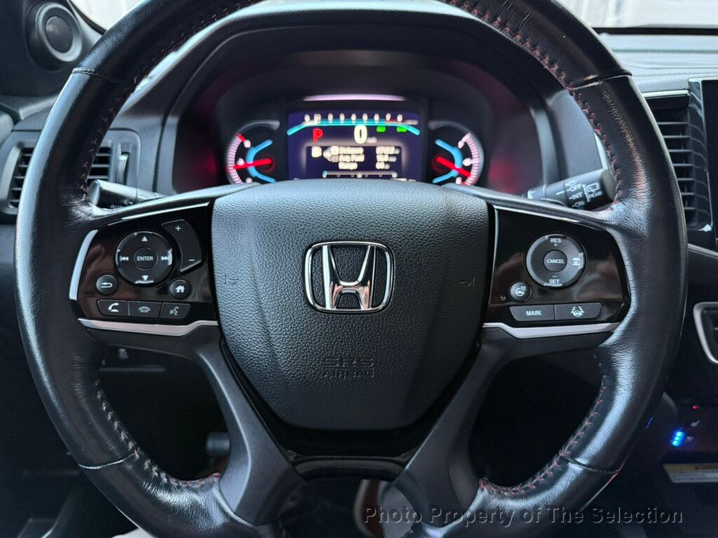 2020 Honda Pilot Black Edition photo 18