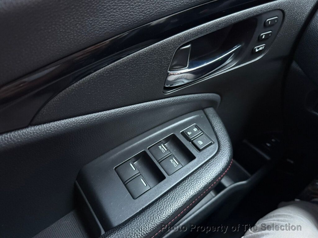 2020 Honda Pilot Black Edition photo 34