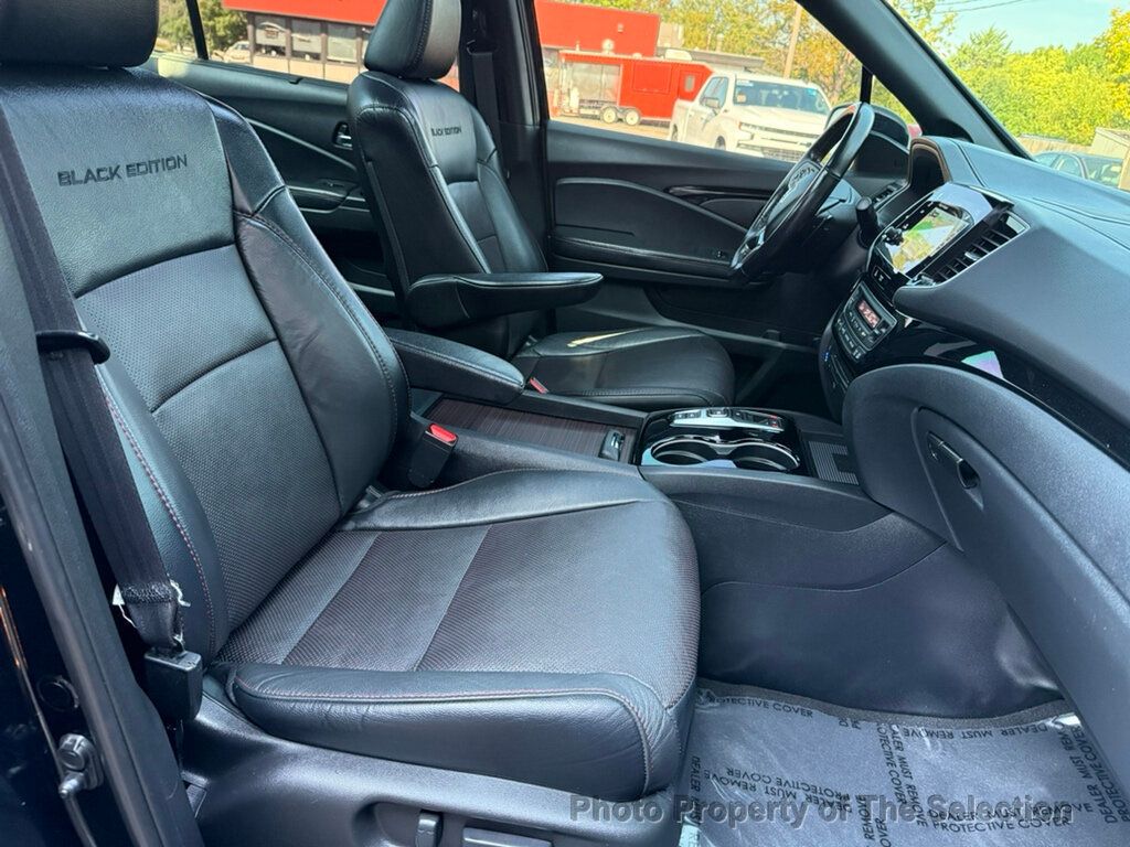 2020 Honda Pilot Black Edition photo 43