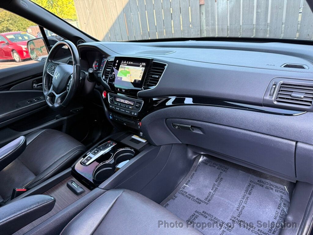 2020 Honda Pilot Black Edition photo 44