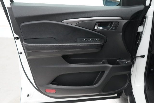 2020 Honda Pilot Black Edition AWD - 23090889 - 8
