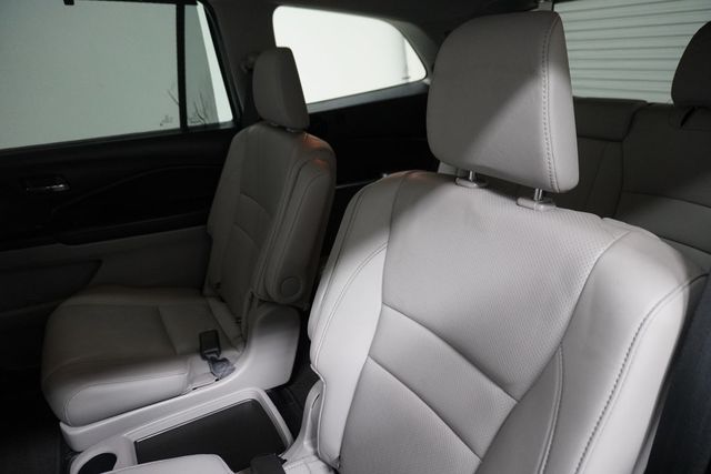 2020 Honda Pilot Elite AWD - 22944356 - 11