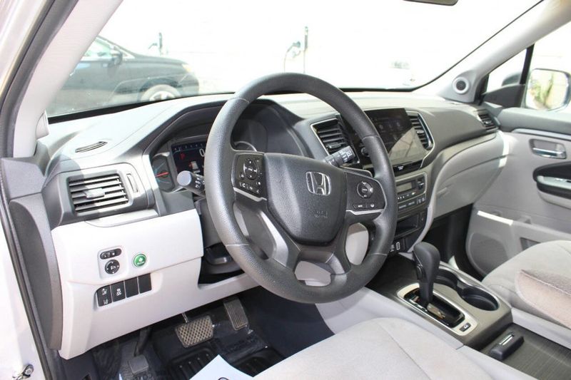 2020 Honda Pilot EX AWD - 22878257 - 11