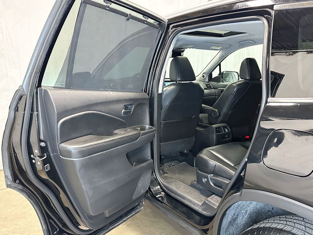 2020 Honda Pilot EX-L AWD - 23085894 - 33