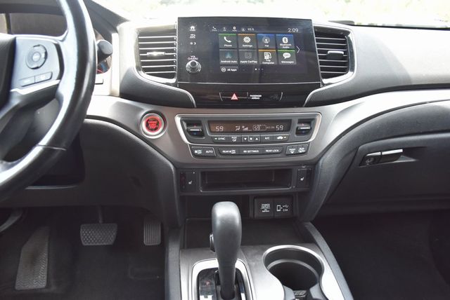 2020 Honda Pilot EX-L AWD - 22933613 - 17